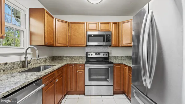 $2,600 | 8903 Waites Way, Lorton, VA 22079