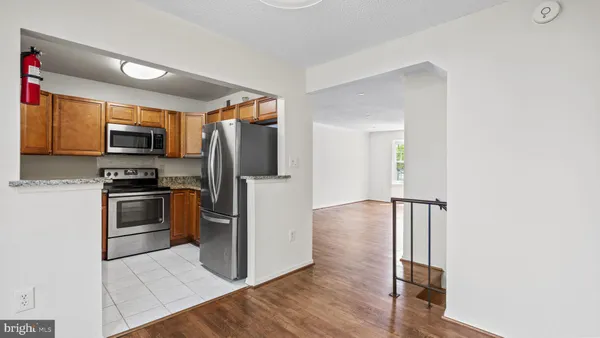 $2,600 | 8903 Waites Way, Lorton, VA 22079