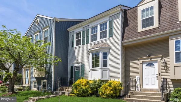 $2,600 | 8903 Waites Way, Lorton, VA 22079