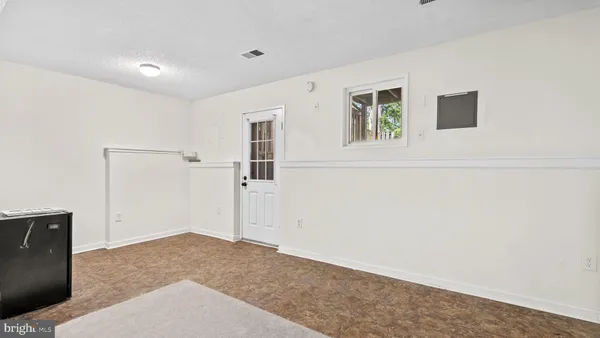 $2,600 | 8903 Waites Way, Lorton, VA 22079