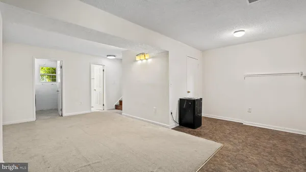 $2,600 | 8903 Waites Way, Lorton, VA 22079