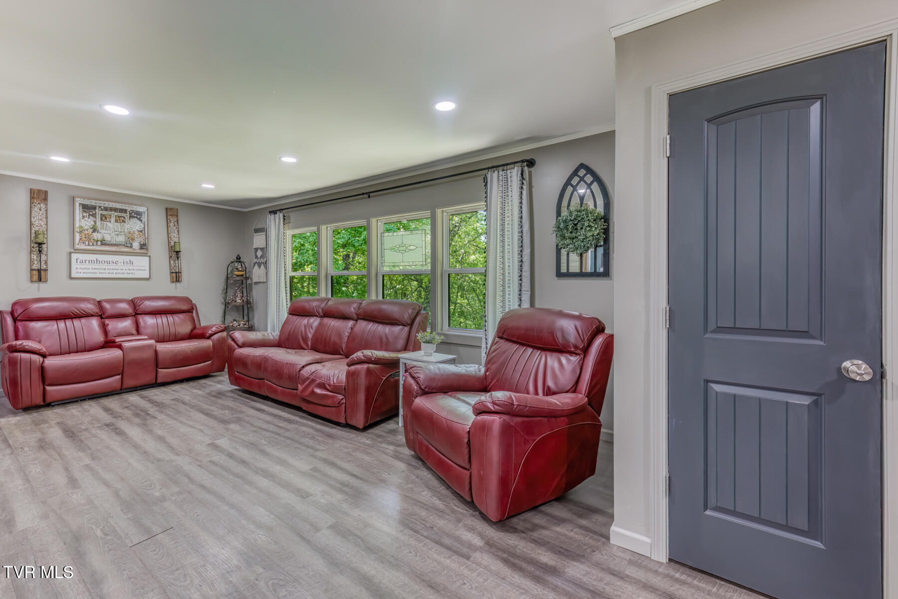 4728 Edens View Road Kingsport, TN 37664 - Photo 3 of 48 4728 Edens View Rd-3