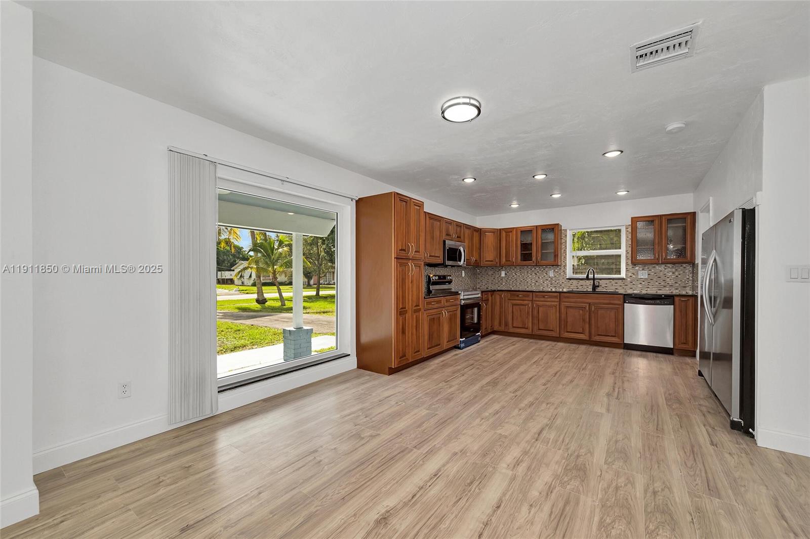 9905 Southwest 196th Street Cutler Bay, FL 33157 - Photo 13 of 45