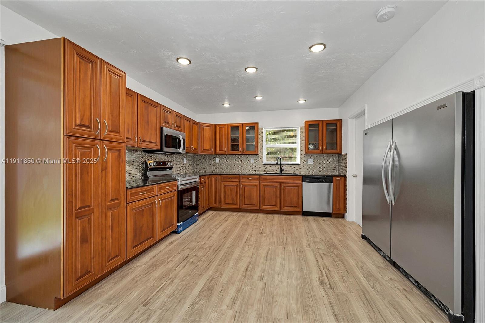 9905 Southwest 196th Street Cutler Bay, FL 33157 - Photo 14 of 45