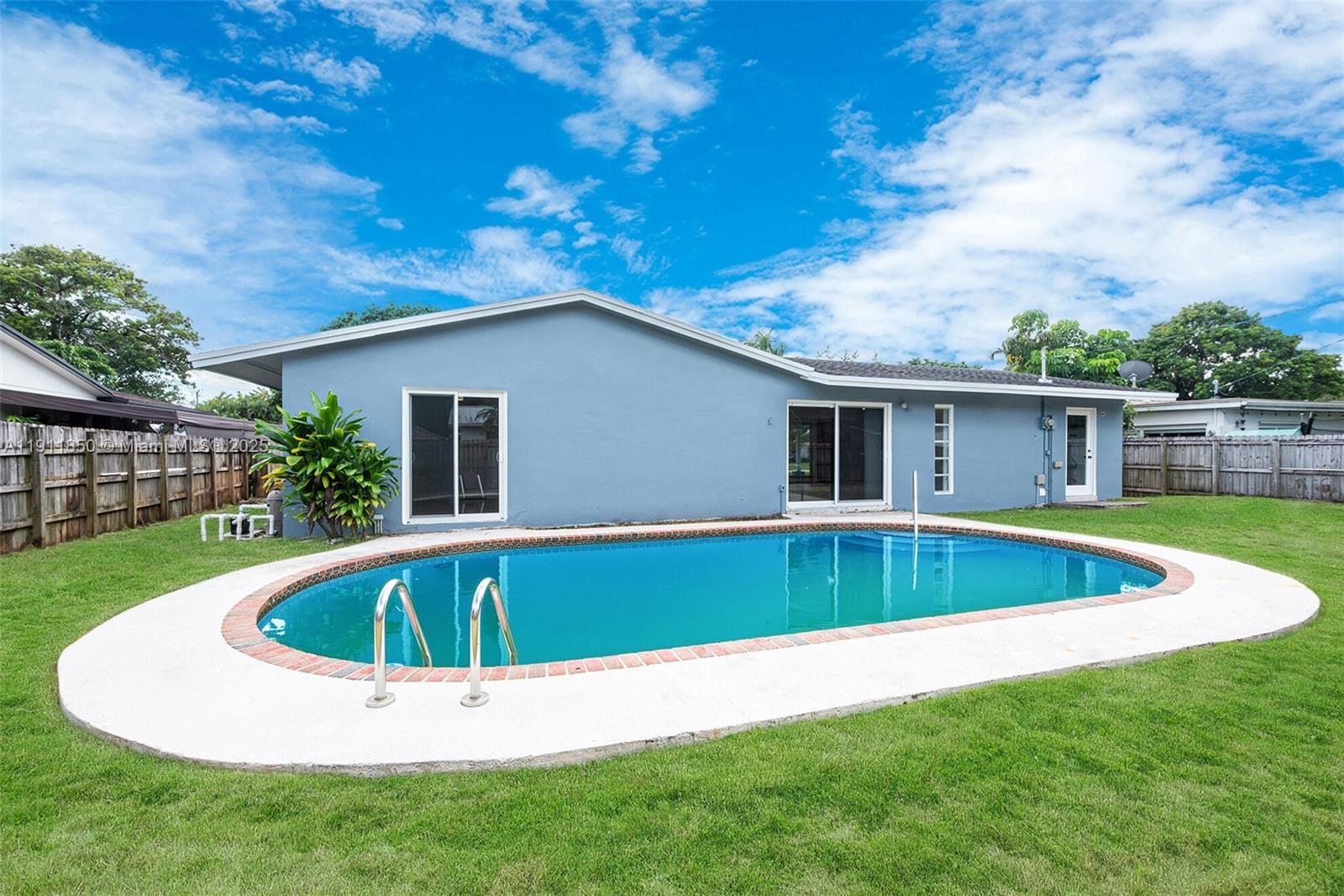 9905 Southwest 196th Street Cutler Bay, FL 33157 - Photo 5 of 45