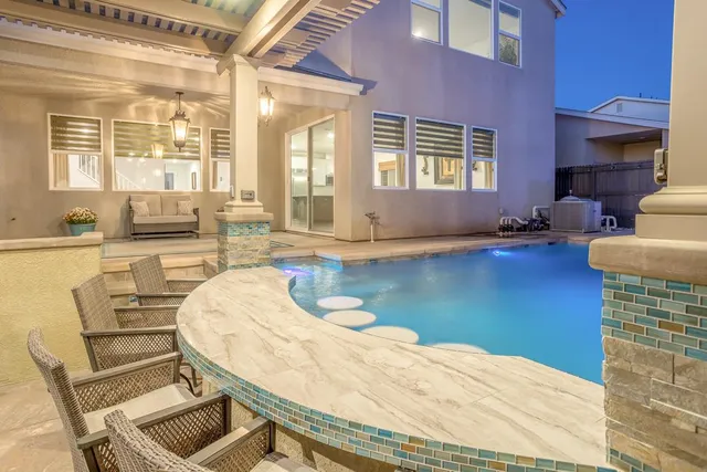 $599,000 | 145 West Taylor Court, Visalia, CA 93291