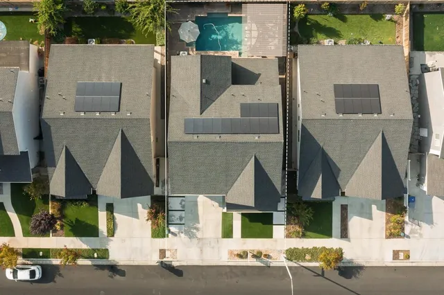 $599,000 | 145 West Taylor Court, Visalia, CA 93291