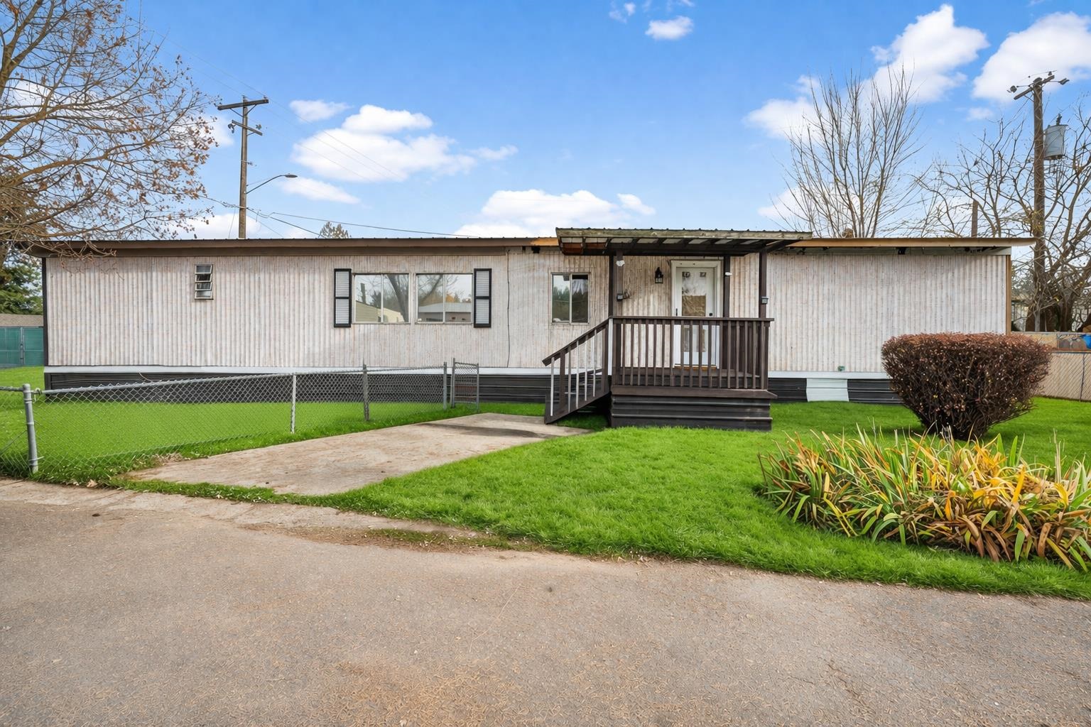 9518 East 4th Avenue, Unit 63 Spokane, WA 99206 - Photo 2 of 32