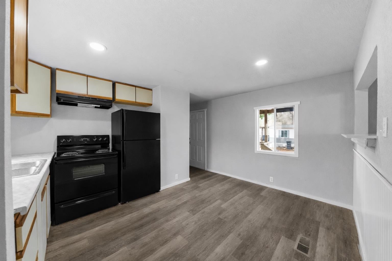 9518 East 4th Avenue, Unit 63 Spokane, WA 99206 - Photo 10 of 32