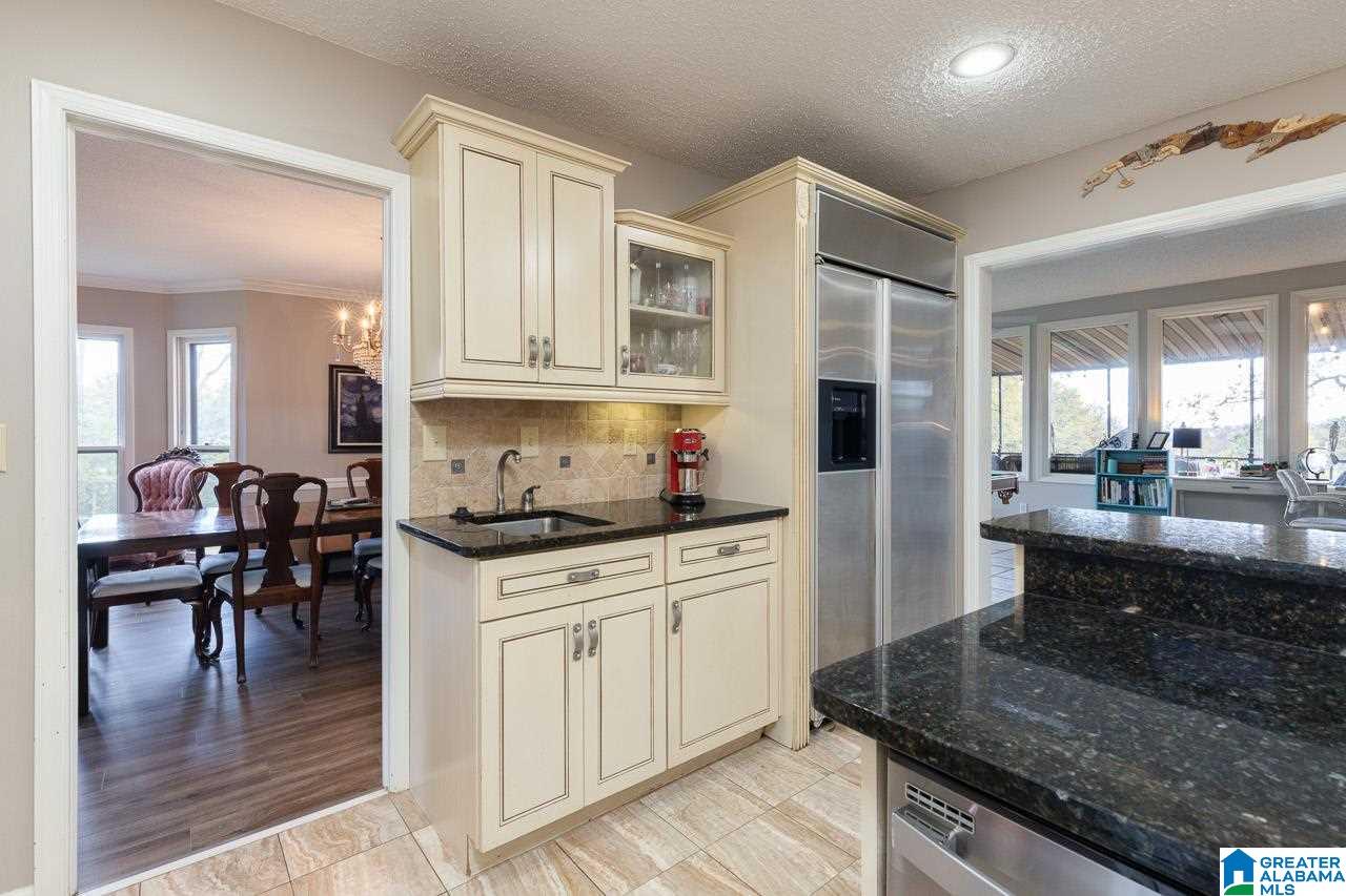 1213 Shades Crest Road Birmingham, AL 35226 - Photo 8 of 44