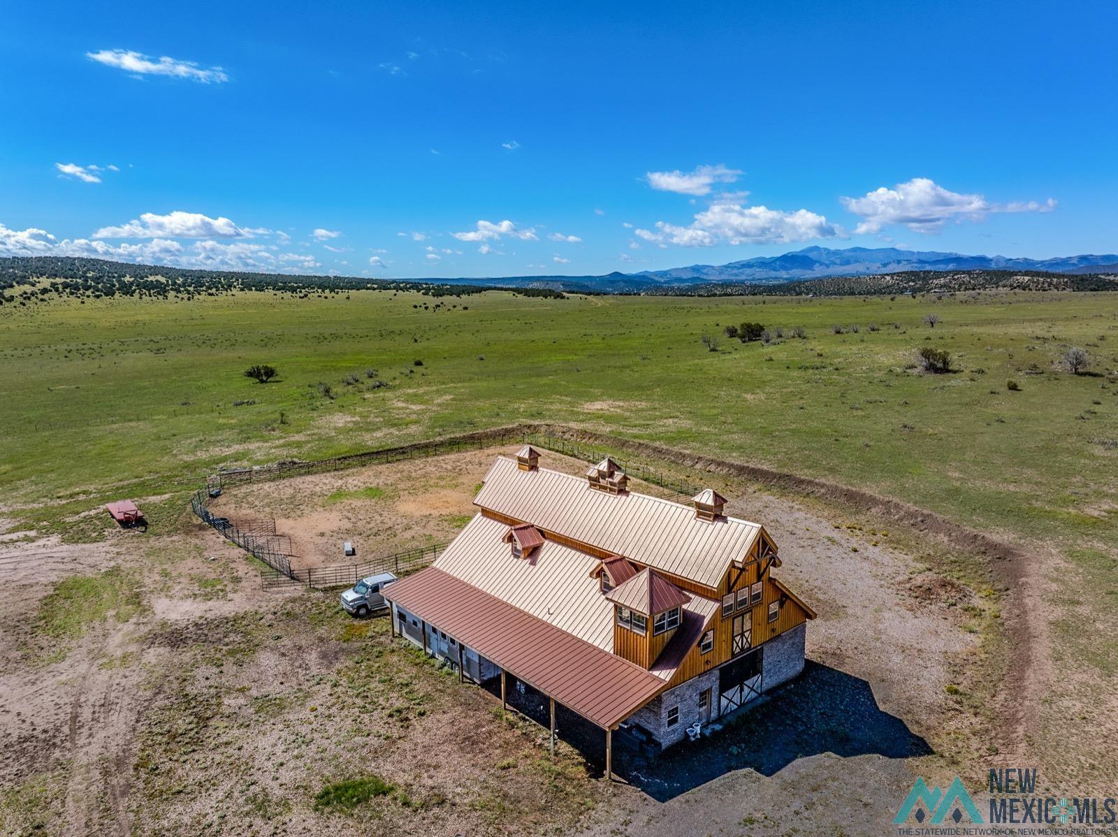 398 Pine Road Capitan, NM 88316 - Photo 7 of 68