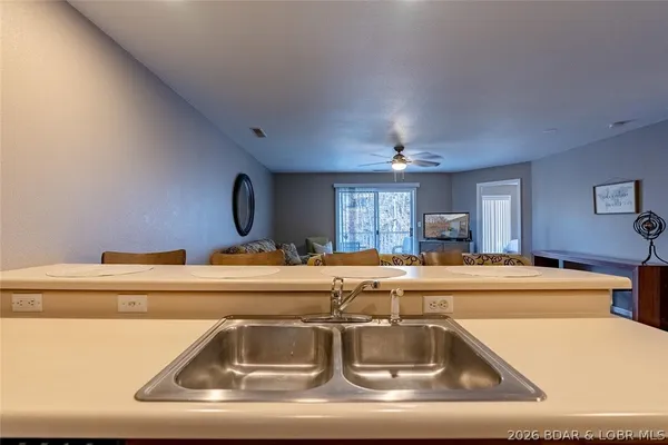 $185,000 | 100 Osage Hills Road, Unit 504, Lake Ozark, MO 65049