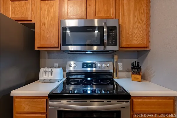 $185,000 | 100 Osage Hills Road, Unit 504, Lake Ozark, MO 65049