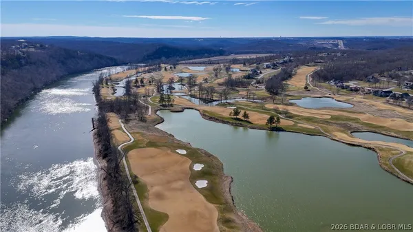 $185,000 | 100 Osage Hills Road, Unit 504, Lake Ozark, MO 65049