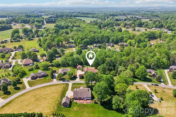 $550,000 | 155 Howard Pond Loop, Statesville, NC 28625