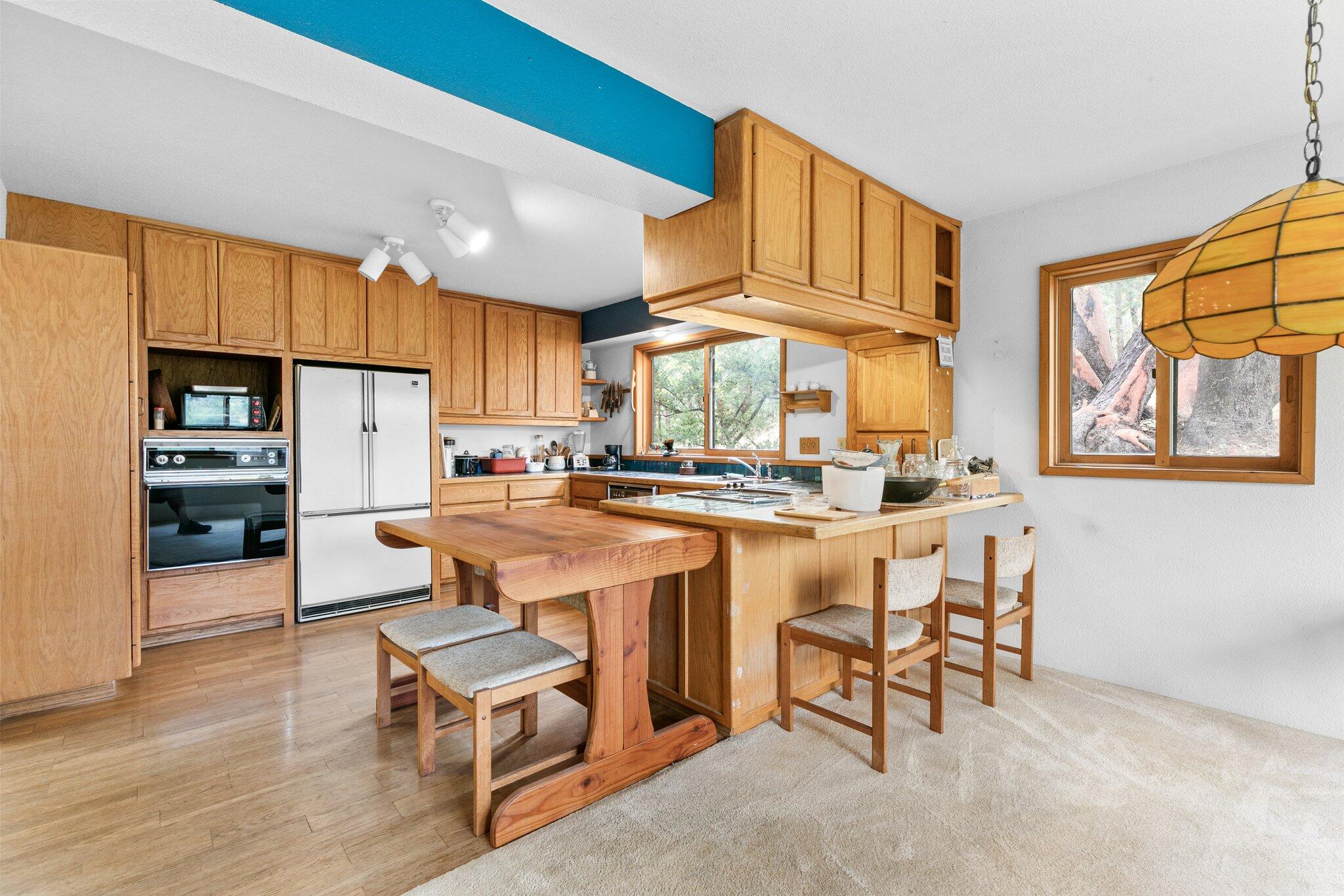 8025 Rapp Lane Talent, OR 97540 - Photo 10 of 40 10-web-or-mls-IMGM1440