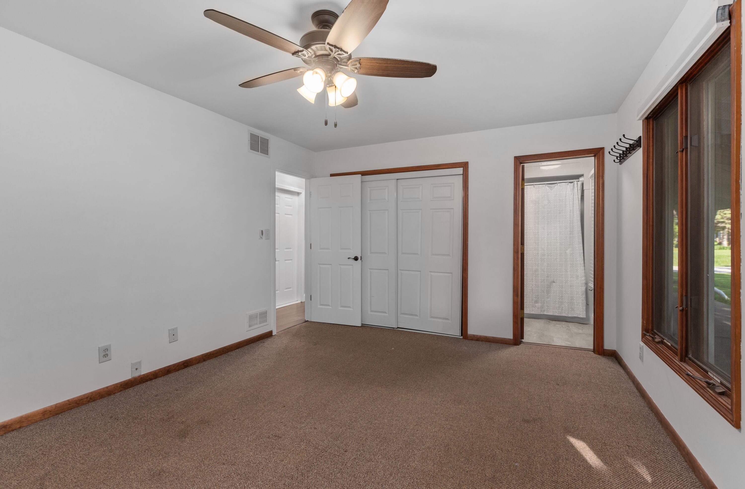 1473 Happy Valley Road Crown Point, IN 46307 - Photo 14 of 17 3000x1969