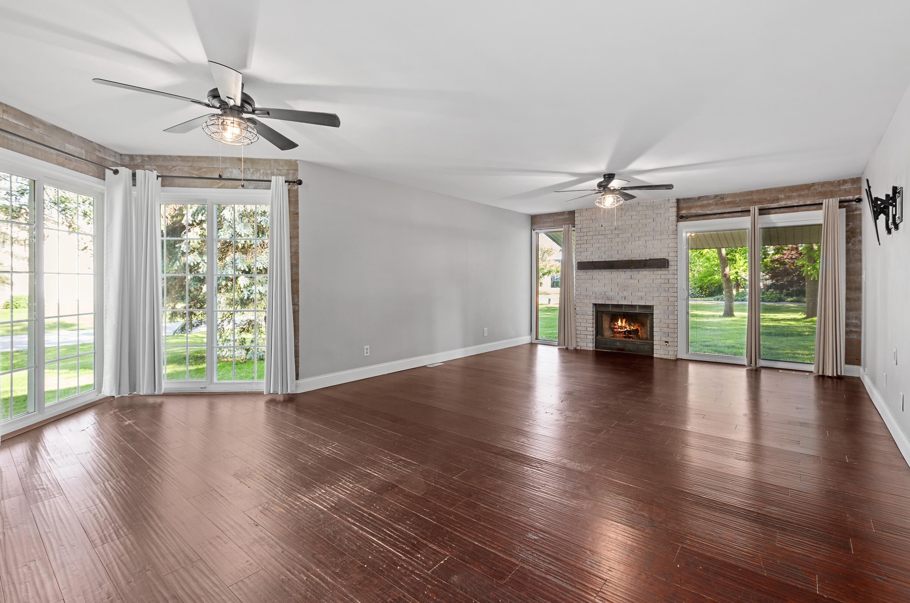 1473 Happy Valley Road Crown Point, IN 46307 - Photo 9 of 17 3000x1991