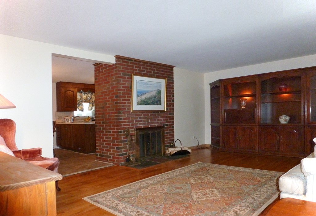 30 Rzasa Drive Chicopee, MA 01013 - Photo 3 of 20 Gallery Image 3