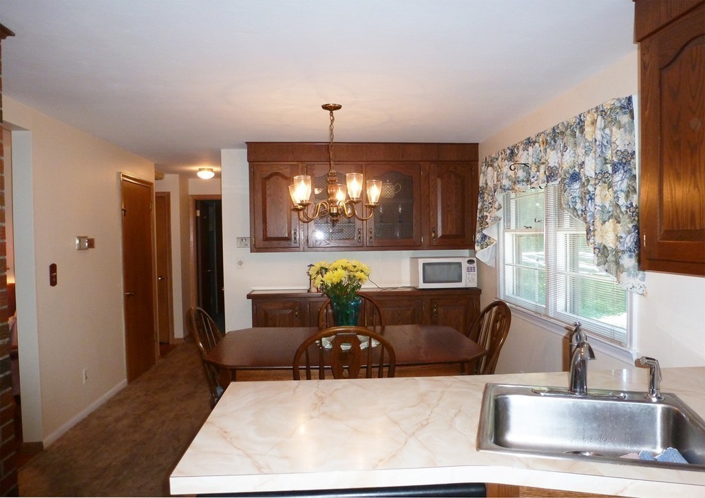 30 Rzasa Drive Chicopee, MA 01013 - Photo 6 of 20 Gallery Image 6