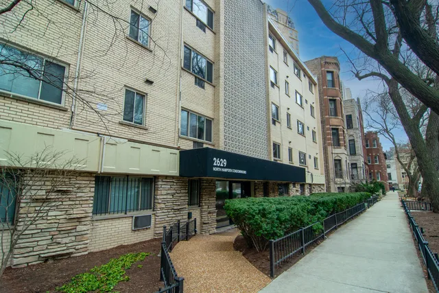 $1,475 | 2629 North Hampden Court, Unit 204, Chicago, IL 60614