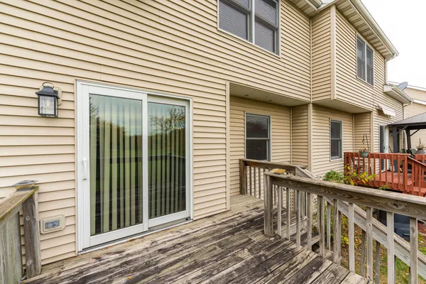 $246,000 | 1169 Golf Court, DeKalb, IL 60115