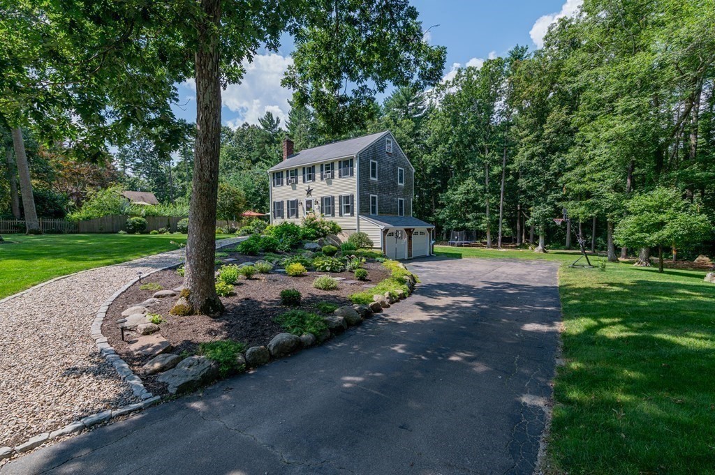 18 Debra Road Pembroke, MA 02359 - Photo 6 of 41 Gallery Image 6