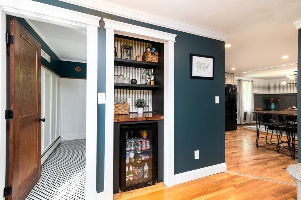 18 Debra Road Pembroke, MA 02359 - Photo 10 of 41 Gallery Image 10
