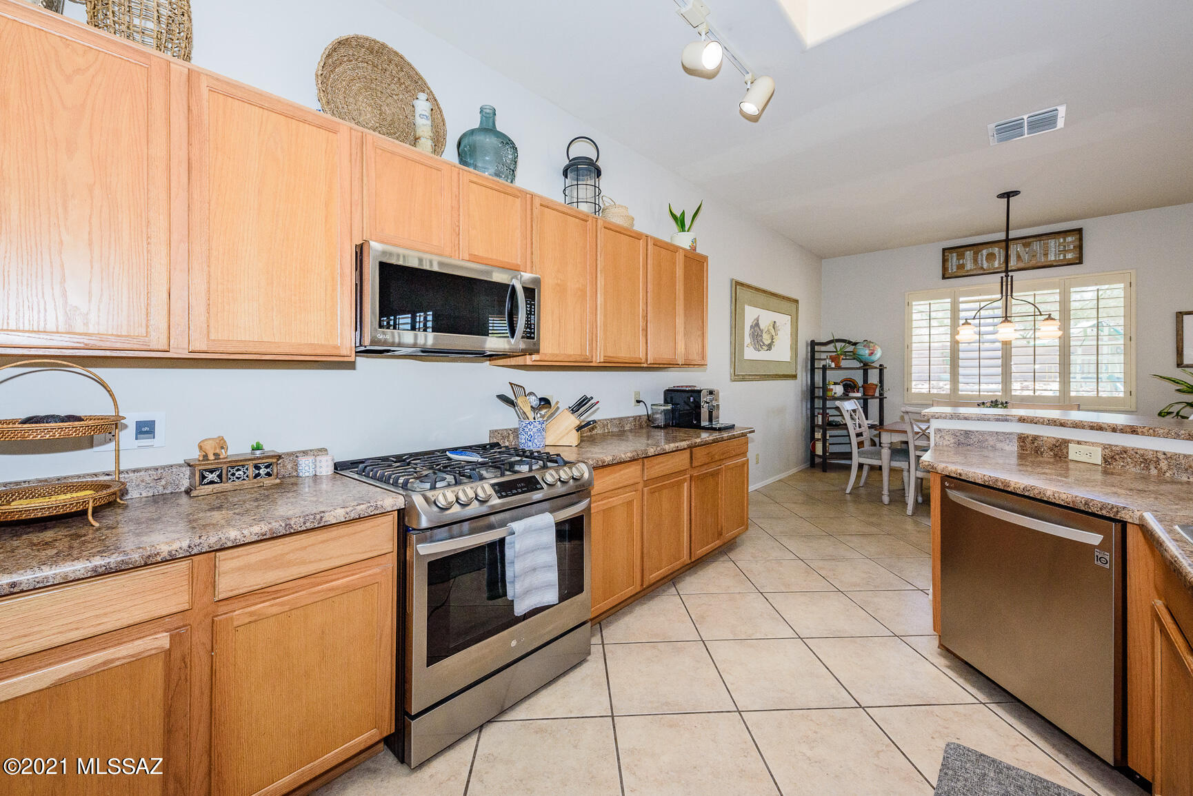 7603 West Rising Ridge Road Tucson, AZ 85743 - Photo 26 of 39