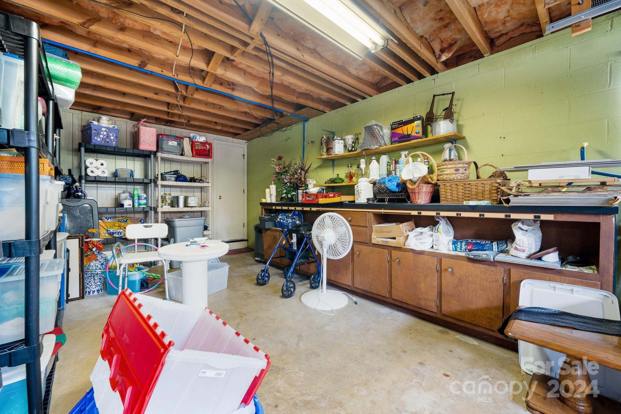 266 NW Road Hickory, NC 28601 - Photo 27 of 48 Gallery Image 27