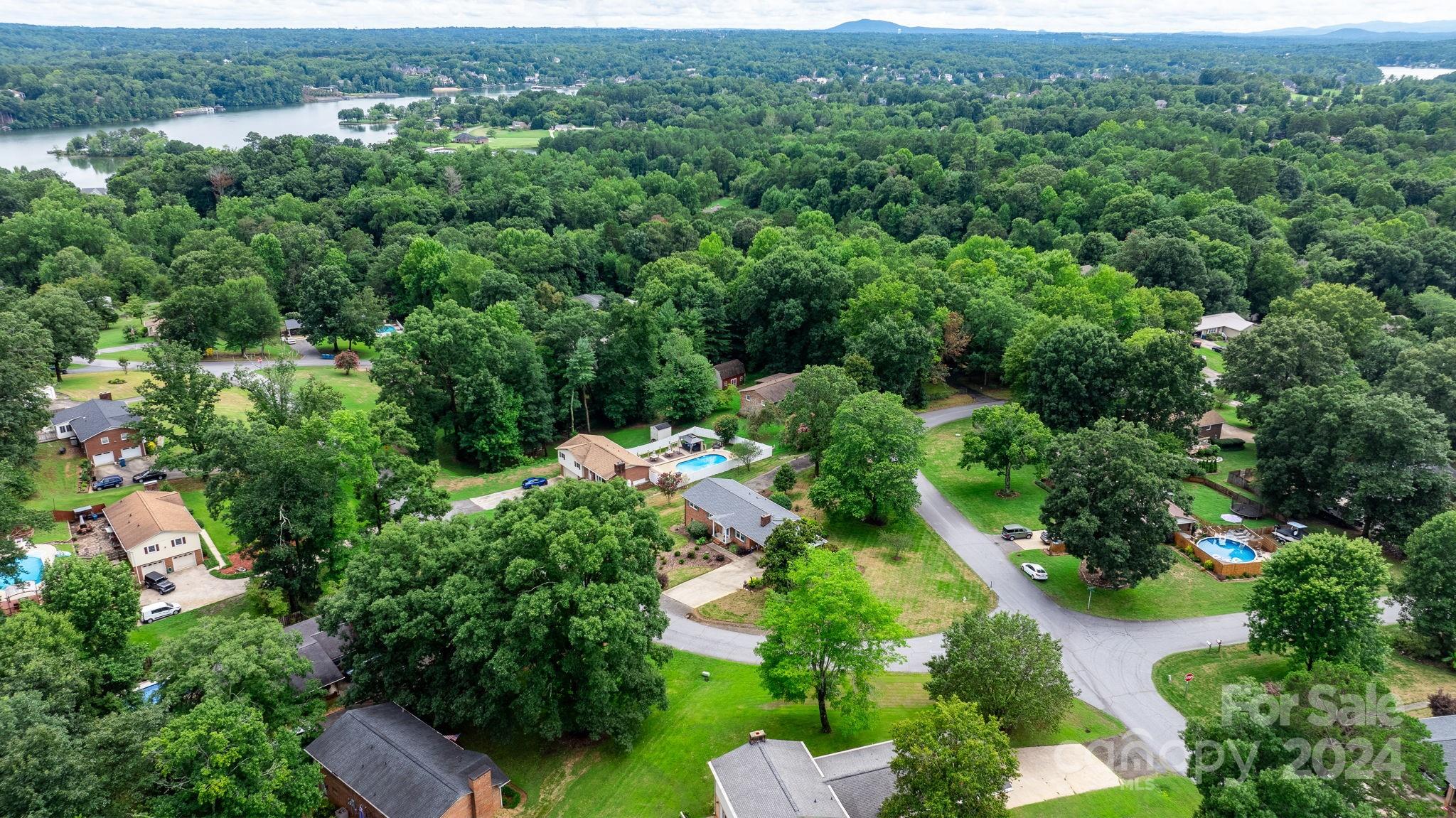 266 NW Road Hickory, NC 28601 - Photo 46 of 48 Gallery Image 46