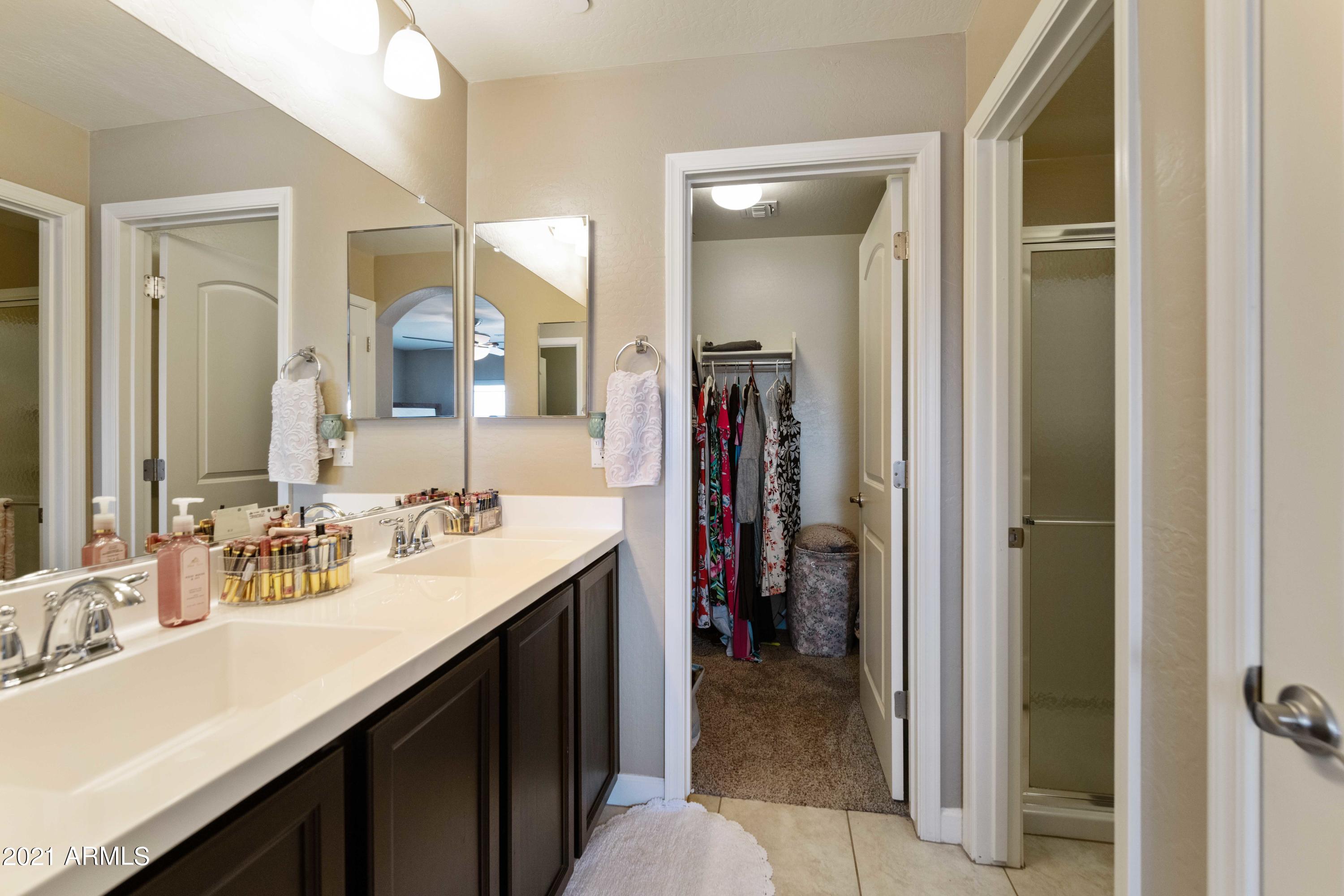 2150 West Alameda Road, Unit 1093 Phoenix, AZ 85085 - Photo 16 of 35 Primary Bathroom
