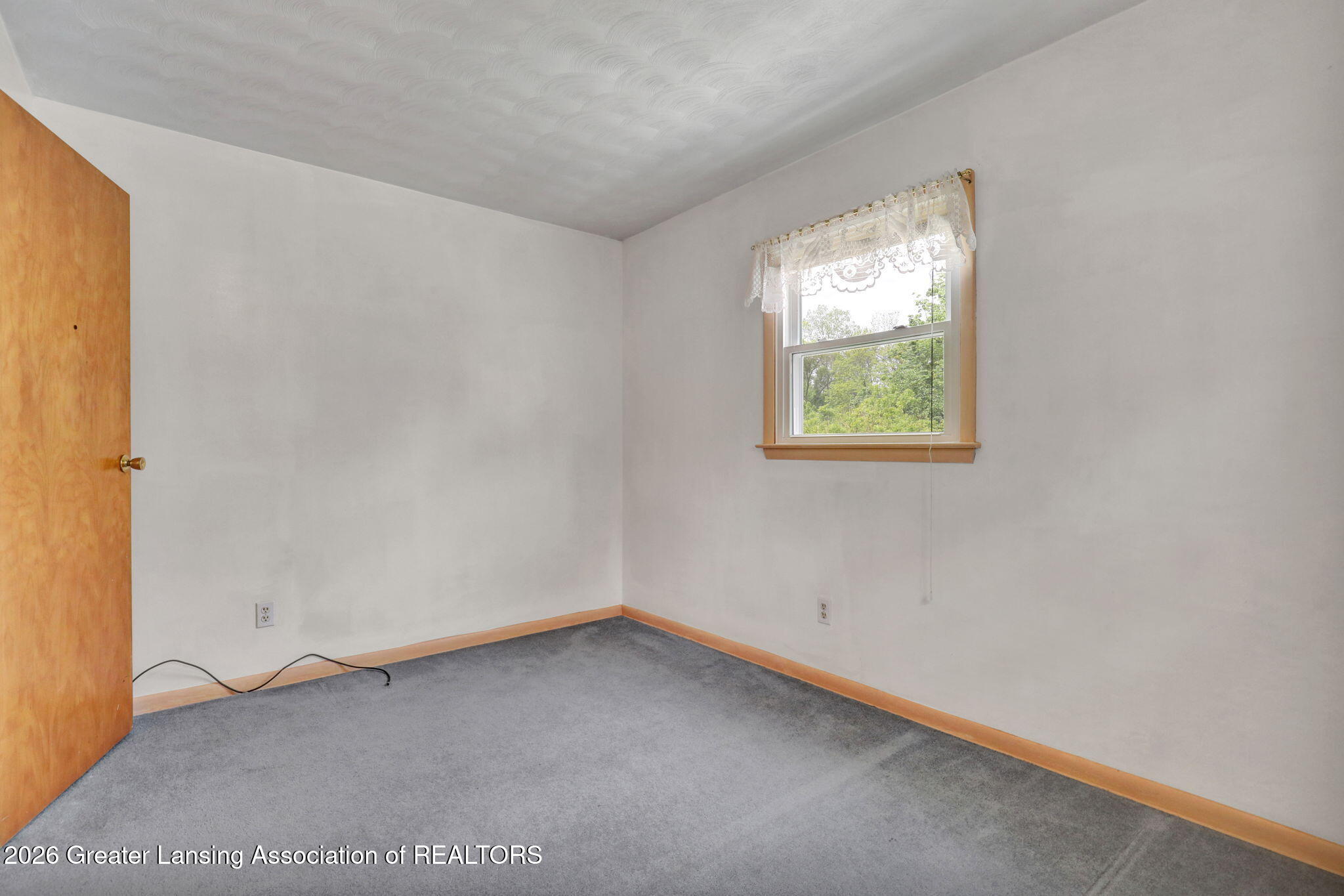 2525 Bedford Road Lansing, MI 48911 - Photo 21 of 31