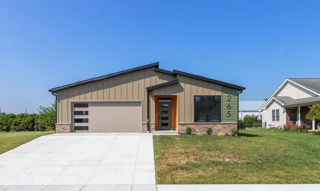 $399,900 | 265 Bryant Boulevard, Seymour, IN 47274