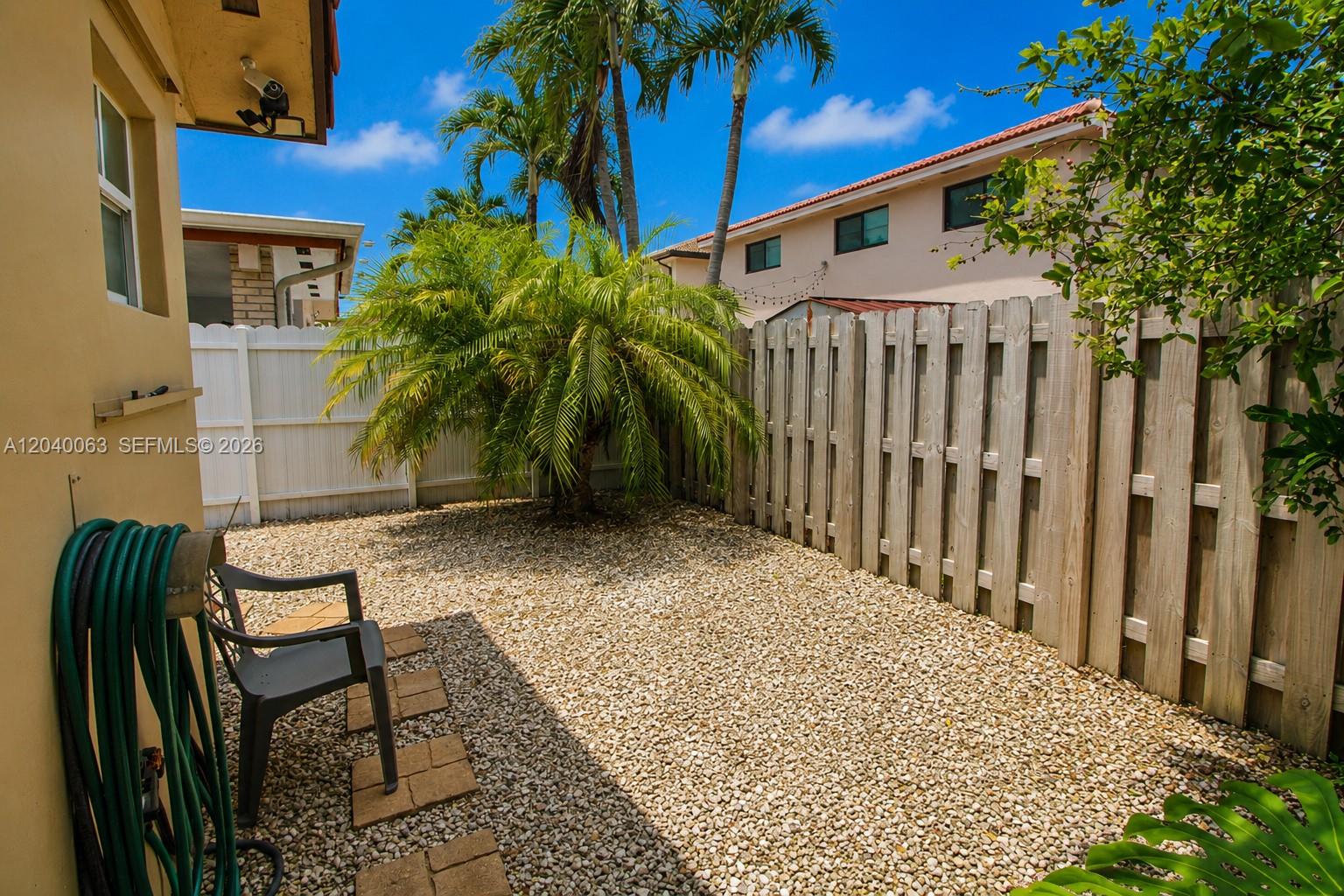 7743 Southwest 157th Place Miami, FL 33193 - Photo 26 of 30