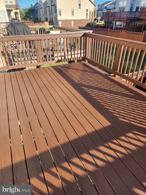 43265 Sunderleigh Square Broadlands, VA 20148 - Photo 20 of 27 a view of balcony with wooden floor