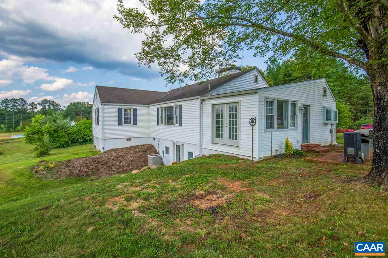 198 Keith Road Stanardsville, VA 22973 - Photo 9 of 49 a house view with a garden space