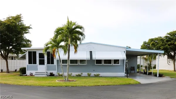 $155,000 | 116 Coachlight Drive, Fort Myers, FL 33908