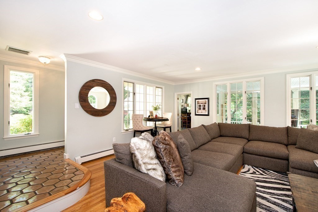 908 Main Street Norwell, MA 02061 - Photo 10 of 27
