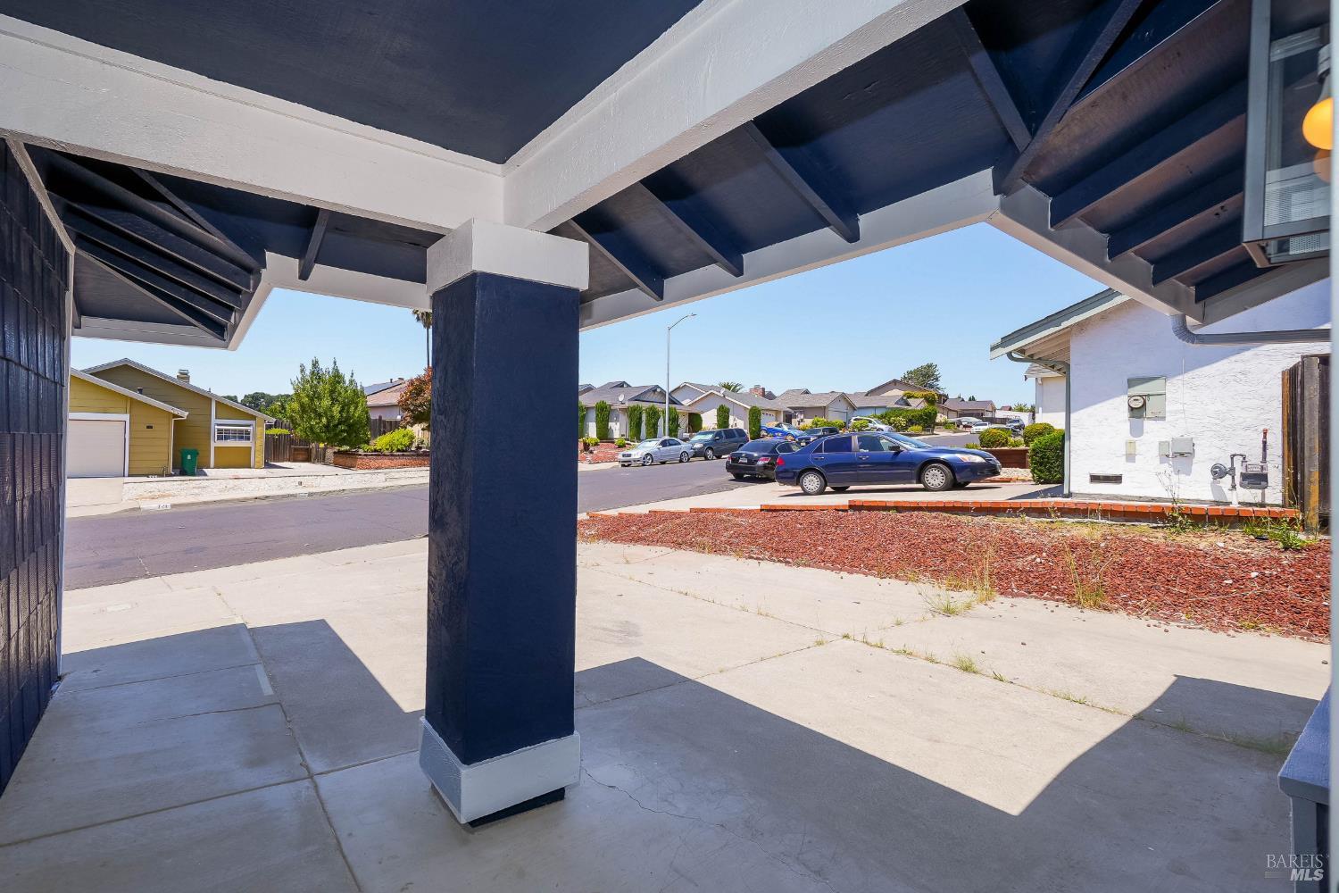740 Coral Ridge Circle Rodeo, CA 94572 - Photo 17 of 58