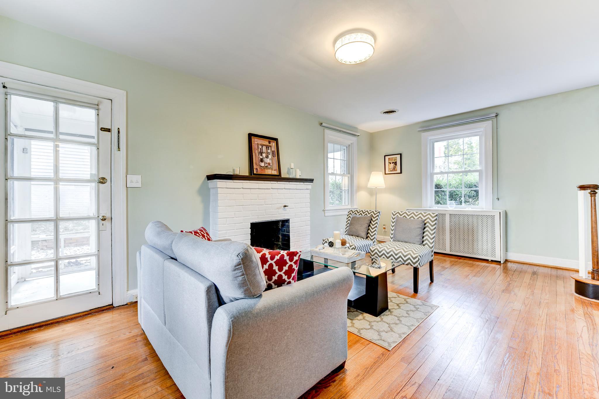 2010 Grace Church Road Silver Spring, MD 20910 - Photo 2 of 41 Living room, with door to side porch