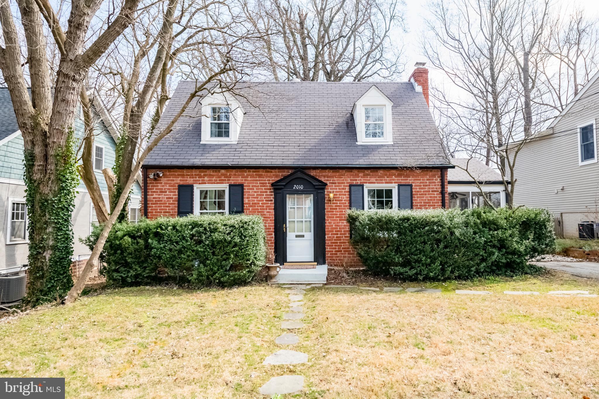 2010 Grace Church Road Silver Spring, MD 20910 - Photo 24 of 41 Front view