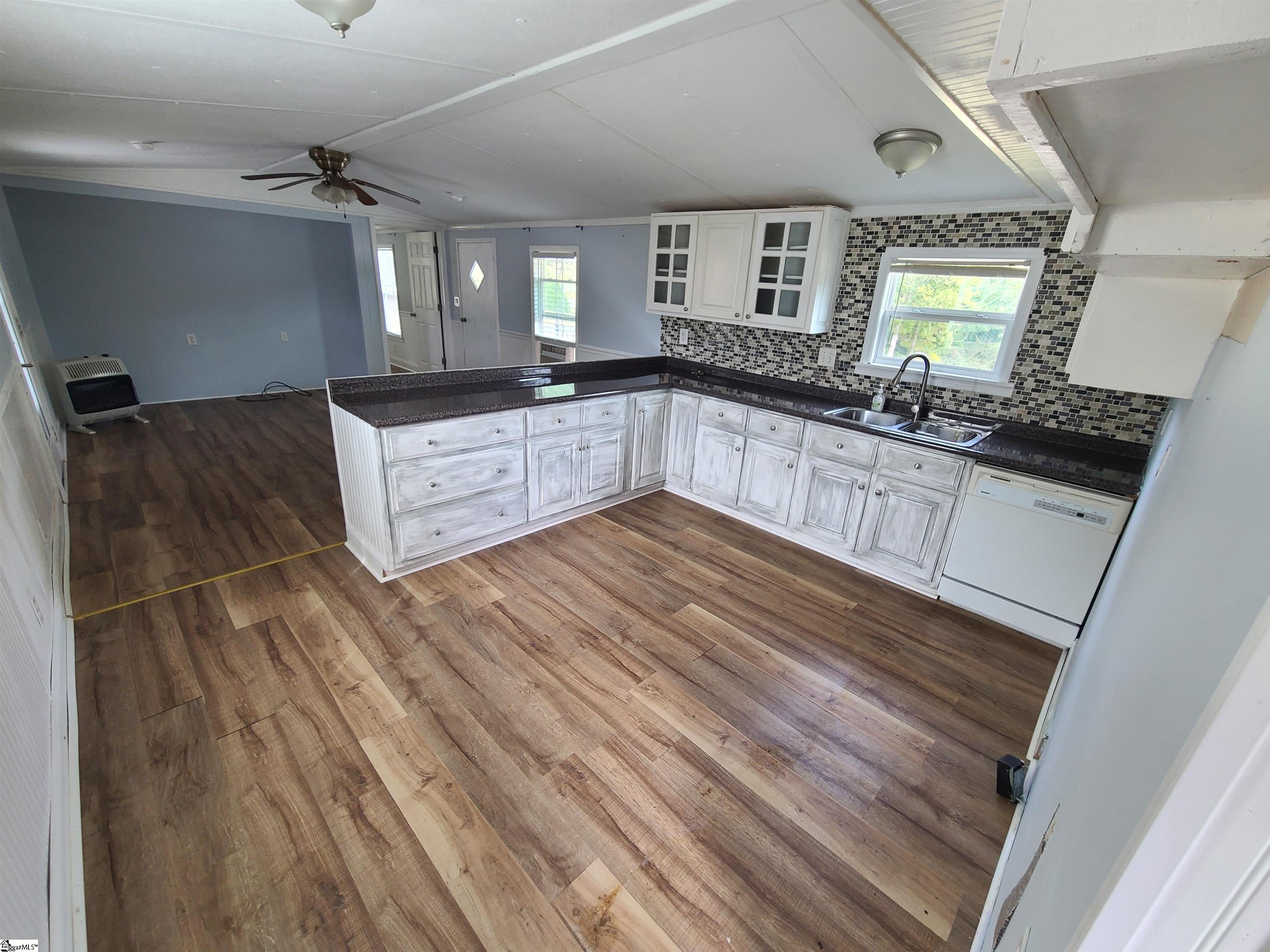 255 Dogwood Road Pickens, SC 29671 - Photo 6 of 16