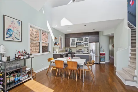 $775,000 | 2024 West Iowa Street, Unit 3B, Chicago, IL 60622