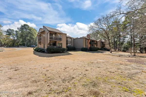 $350,000 | 10 Pine Tree Road, Unit 122, Pinehurst, NC 28374