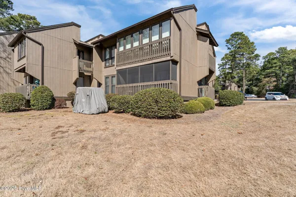 $350,000 | 10 Pine Tree Road, Unit 122, Pinehurst, NC 28374