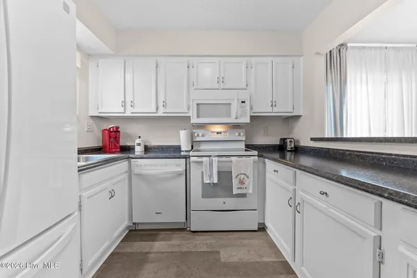 $350,000 | 10 Pine Tree Road, Unit 122, Pinehurst, NC 28374