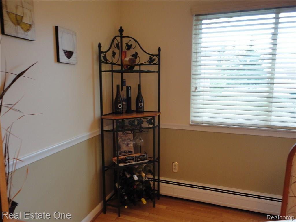 32305 Baintree Road Farmington Hills, MI 48334 - Photo 18 of 53