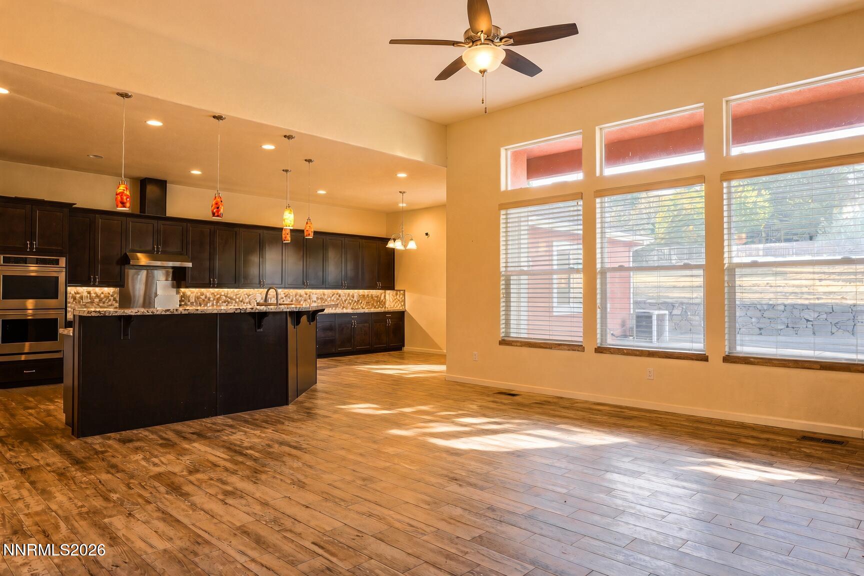 5565 Wedekind Road Sparks, NV 89431 - Photo 6 of 26 Kit Liv US