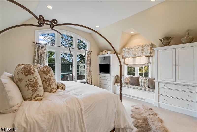 28 South Mountain Road Millburn, NJ 07041 - Photo 28 of 47 Gallery Image 28
